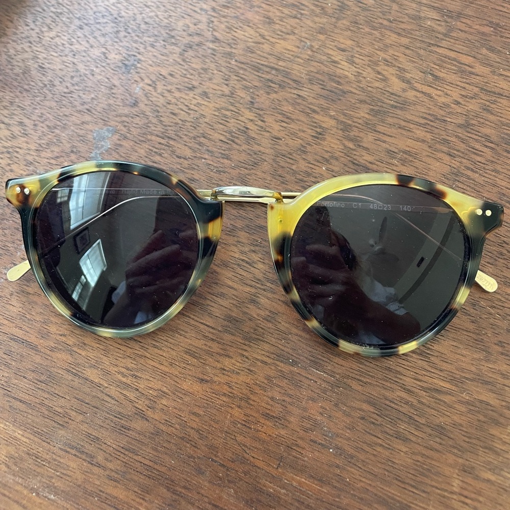 Illesteva Portofino sunglasses (tortoise color)